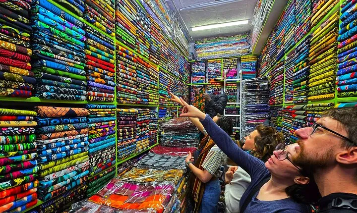 Souvenir & Fabric Market Tour with 48hr Custom Outfit