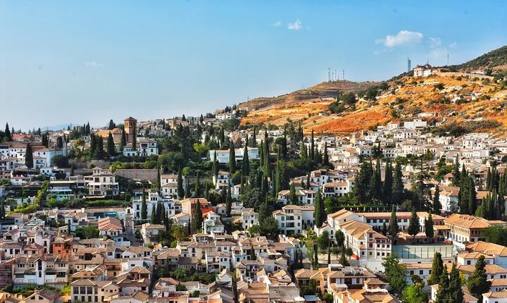 Granada Albaicín & Sacromonte Exclusive Walk Tour in the Old Town