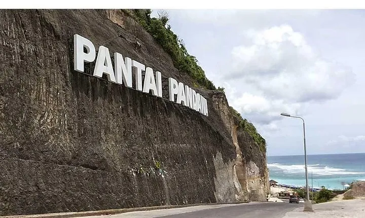 Pandawa Beach,Uluwatu Temple-Kecak-Dance&Dinner at Jimbaran Beach