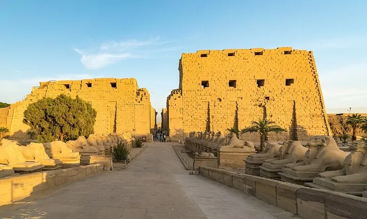 Private Full Day Tour to luxor temples from Hurghada