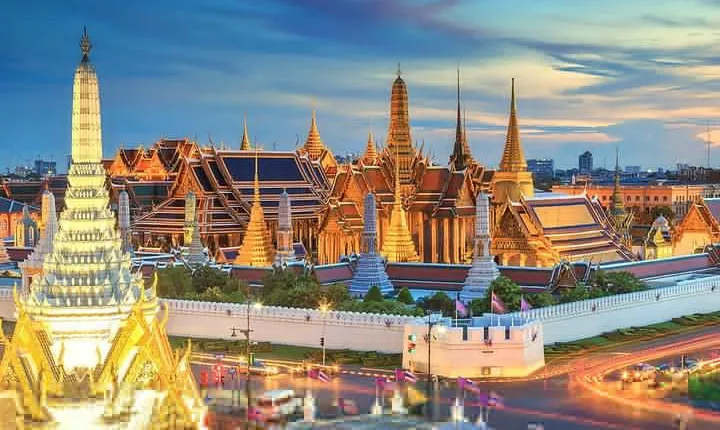 Private : Evening City Tour in Bangkok by Tuk-Tuk (SHA Plus)