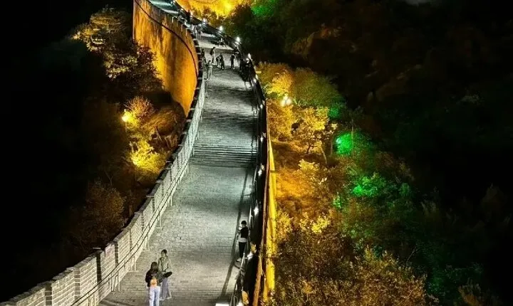 Badaling Great Wall Night Tour with English Speaking Driver