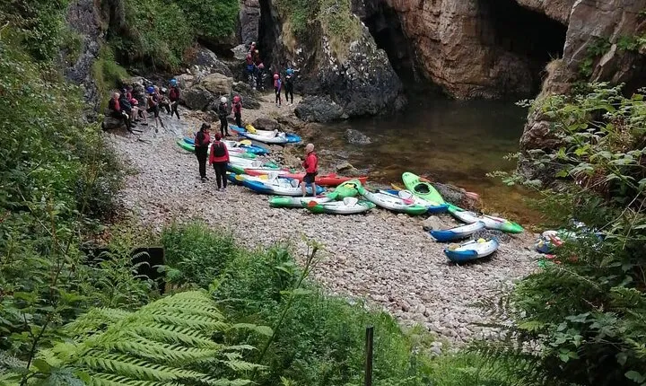 7 Arches Kayak Tour