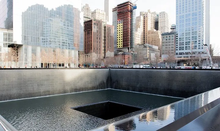 NYC Heritage Tour: Wall Street, Ground Zero & City Origins