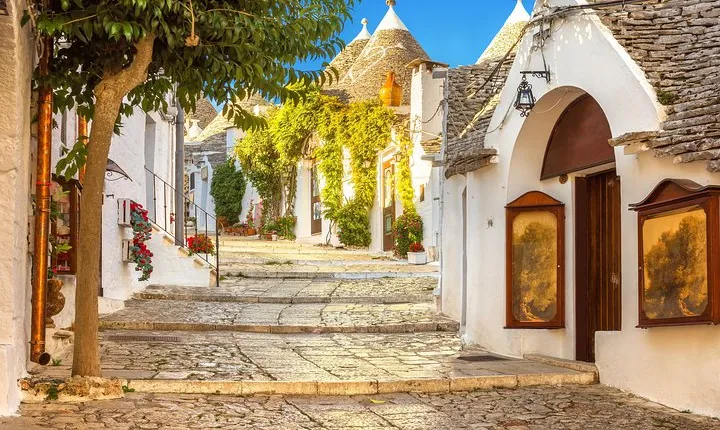 Join-in multi-day tour to Puglia and Basilicata from Bari