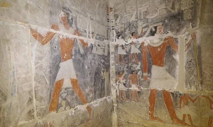 Unique day tour to the recently open tombs of Sakkara & an Egyptian village day