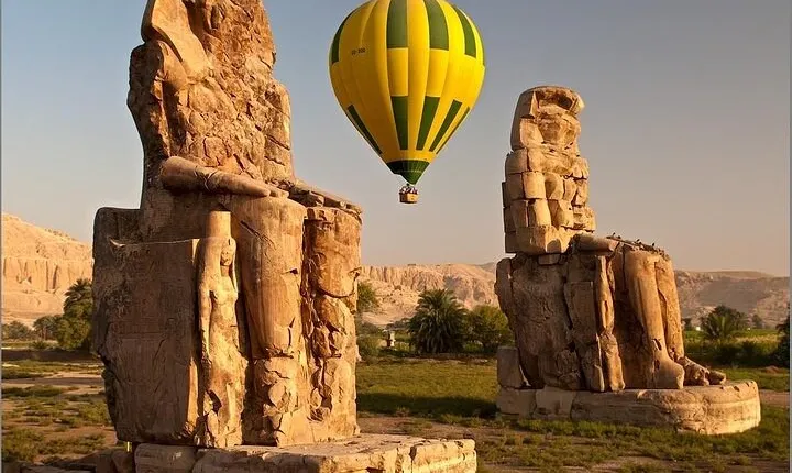 Best of Luxor in 2 Days Hotel,Tours,Felucca,Camel&Balloon by Plane from Cairo