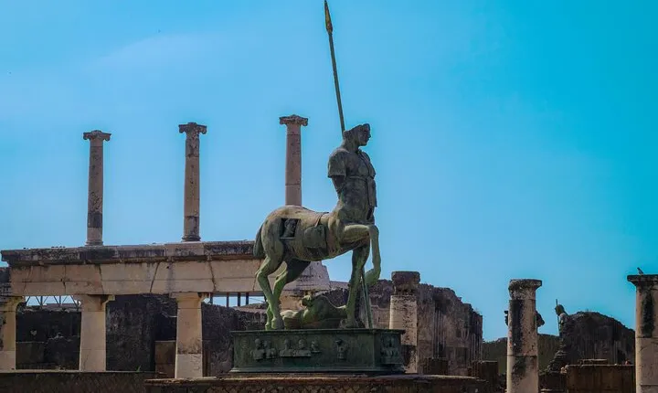 Private 12 Hour Tour to Pompeii from Rome with Free Photoshoot