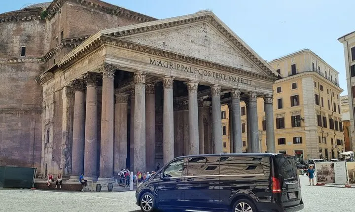 Rome Highlights Private Day Tour by Mercedes Minivan