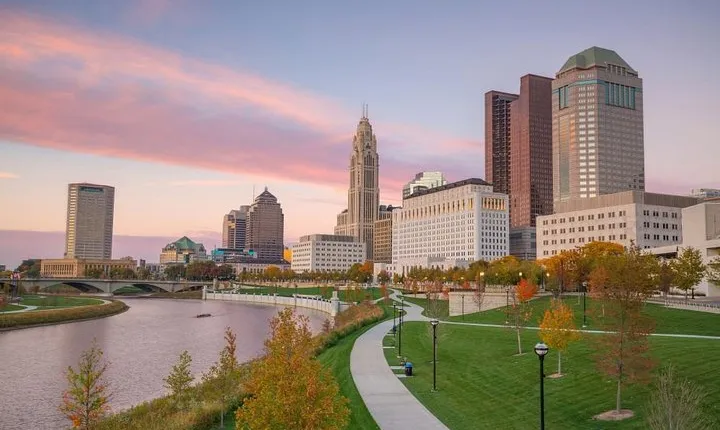 Self-Guided Scavenger Hunt: Discovering Columbus