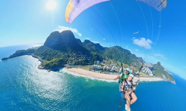 Double flight from Parapente in Pietra Bonita in Rio de Janeiro