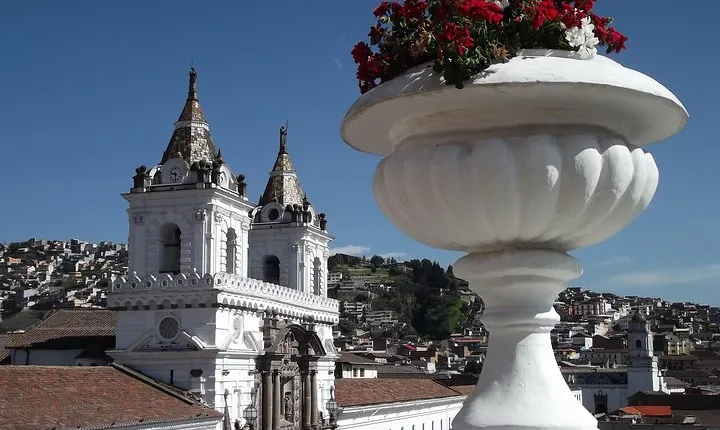 Quito & Middle of the World Private Day Trip