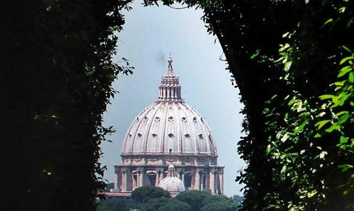 Premium Rome Walking Tour: from Colosseum to the Orange Gardens