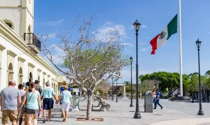 Cabo San Lucas and San Jose del Cabo Sightseeing Tour