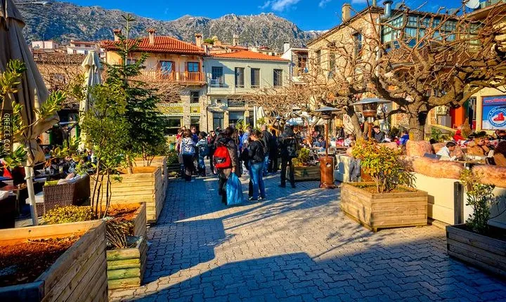 Private Tour of Delphi & Arachova from Athens