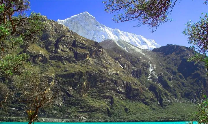 From Huaraz: Llanganuco Lagoon fullday tour