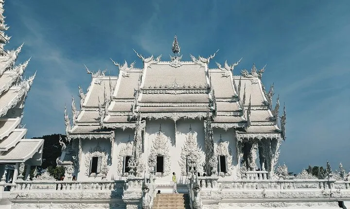 Chiang Rai Tour White Temple Golden Triangle Boat Ride to Laos