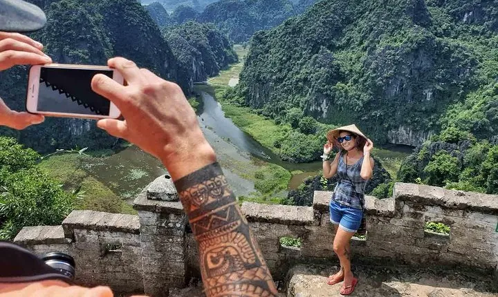 Ninh Binh in Spanish