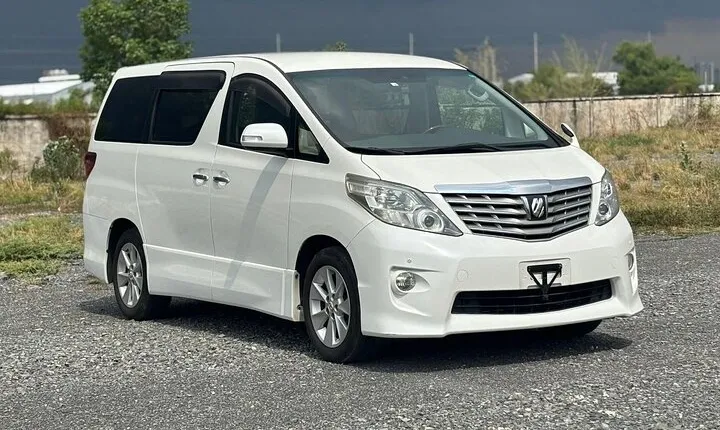 Private Car From Phnom Penh to Siem Reap