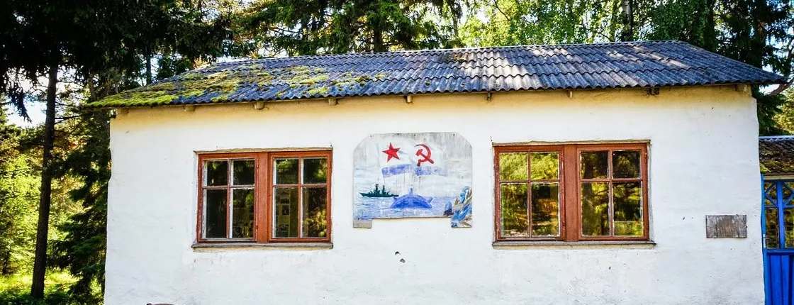 Naissaar: Soviet military and coastal folk heritage day trip