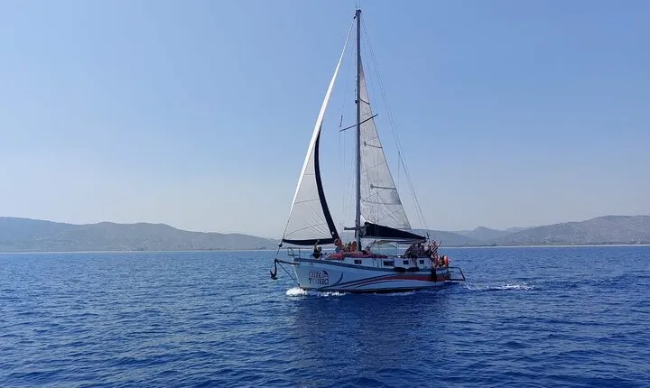Full/Half Day Boat Trip in Greece with Food and Drinks