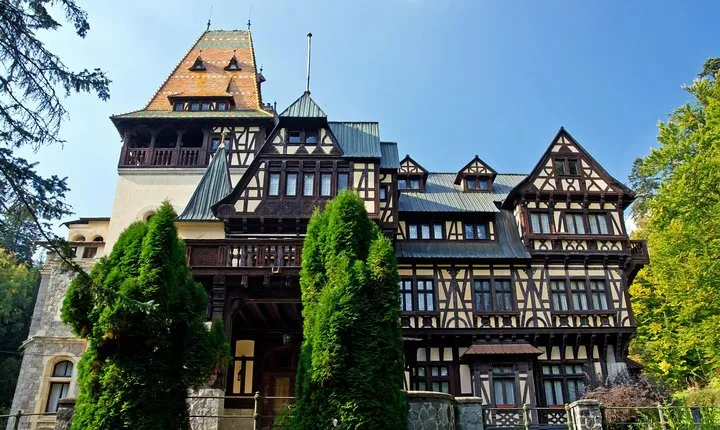Day trip to Transylvania with an expert tour guide