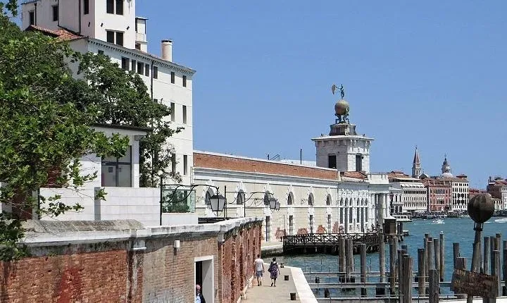 Dorsoduro District Private Walking Tour