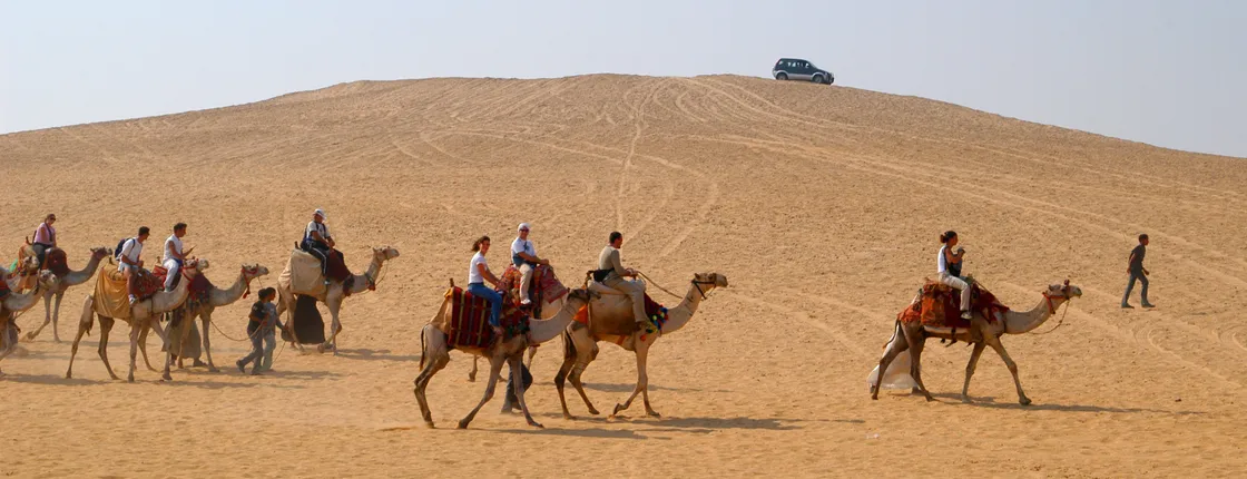 Desert Safari on a Quad Bike and 4x4 Jeep with Dinner in Hurghada