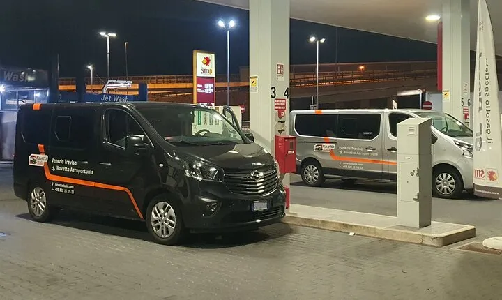 Venice Airport (VCE) to Venice, cruise port - Round-Trip Private Transfer