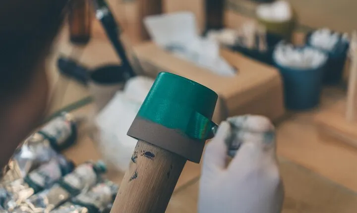 Urushi Lacquerware Workshop in Kyoto's Nishijin District