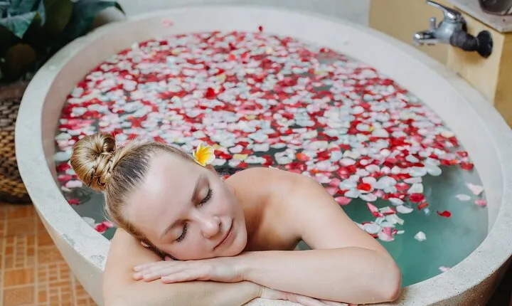 2 hours Bali Lulur Massage & Spa Treatment Including Transfers