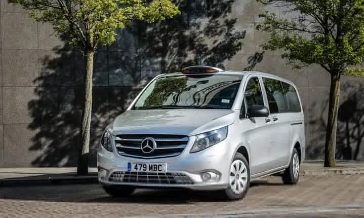 Private Transfer from London Heathrow Airport to London hotel 