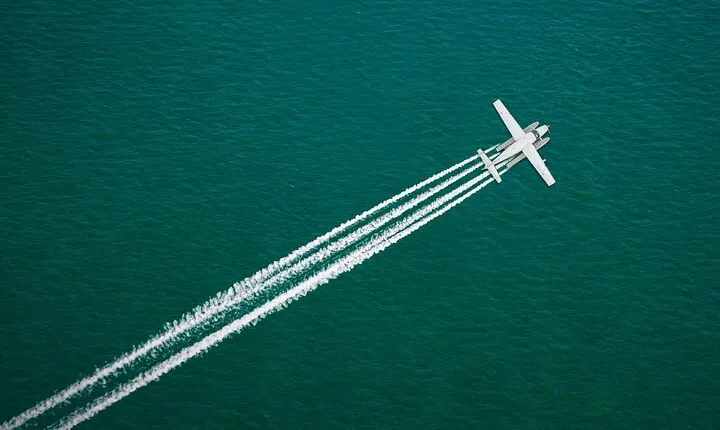 Halong Bay Scenic Seaplane Tour from Hanoi with Private Car