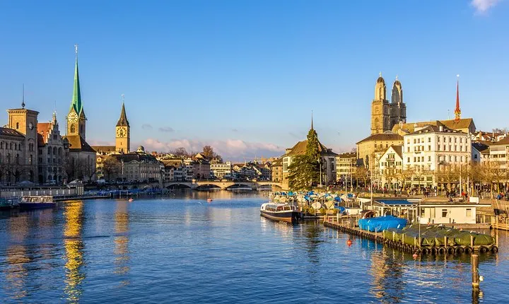 Highlights of Zurich City (Private Tour)