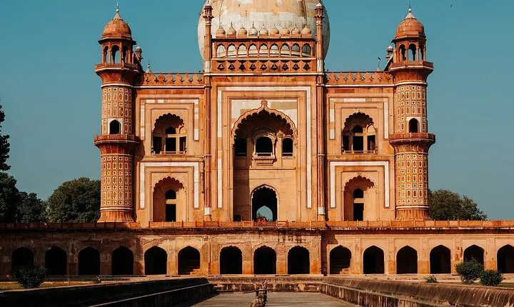 Delhi 6 hr Private Walking Tour with Certified Guide