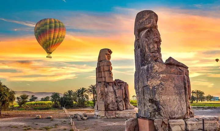 Hot Air Balloon Ride from Luxor At sunrise with Transfer