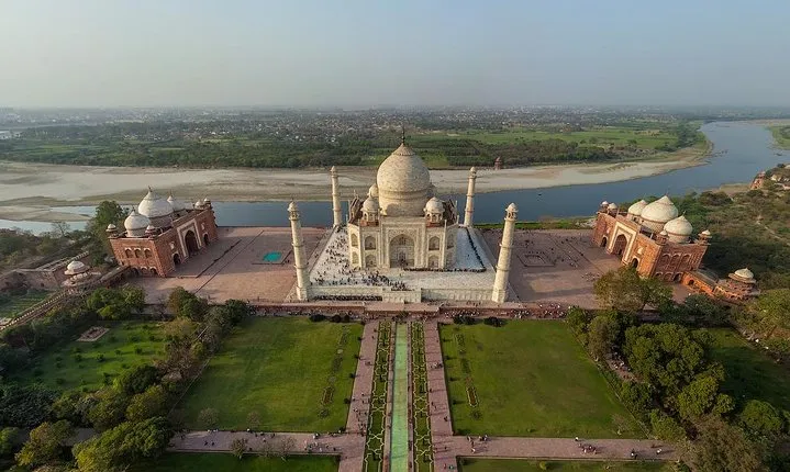 Taj Mahal Moonlight Tour From Delhi