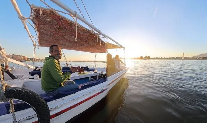 Sunset Felucca Sailing Boat Ride Pick-up & H Drinks