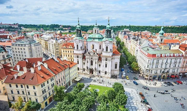 Prague Walking Tour 2,5h (Old Town, Jewish Quarter and Charles bridge)