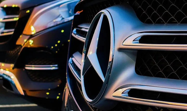 Private transportation between Termini train station & Rome city