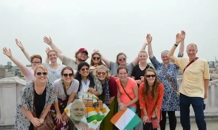 Golden Triangle 3 Nights, 4 Days return trip : Delhi-Agra-Jaipur