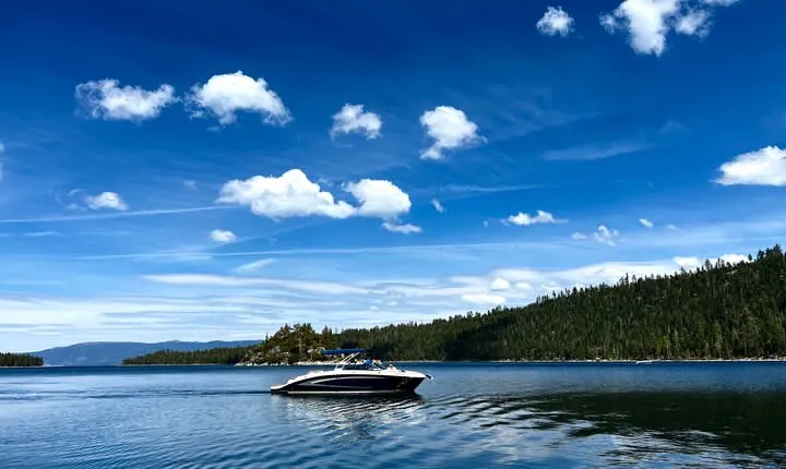 Private Yacht-Class Boat Tour on Lake Tahoe