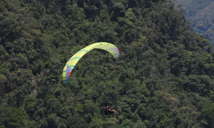 Paragliding and Wakeboarding Experience from Guatape