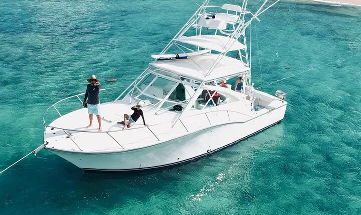 Private Luxury 36' Yacht from Fajardo to Icacos or Palomino