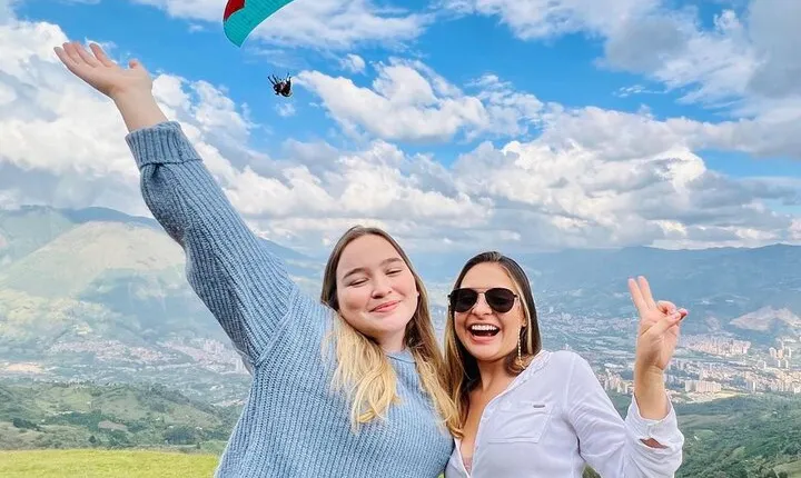 paragliding flights medellin