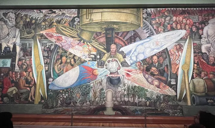 Exploring Mexican Muralism: A Journey through Bellas Artes Palace