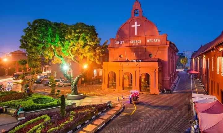 15 Hrs Melaka Exclusive Escorted Van Tour from Kuala Lumpur