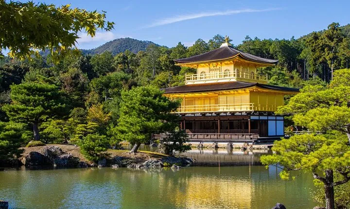 Traversing Kyoto's Scenic West - Arashiyama to Kinkakuji