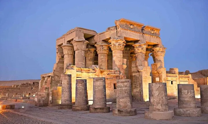 A day from Aswan to Kom Ombo by train