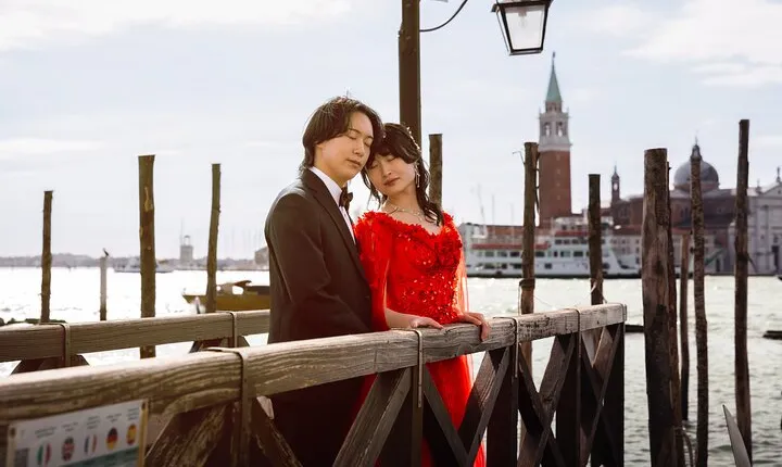 Premium Photoshoots in Venice